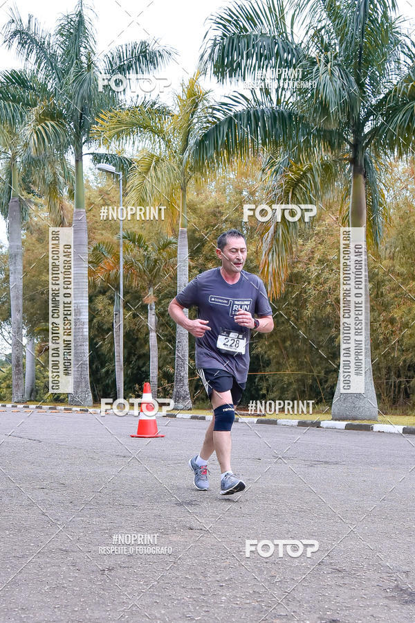 Buy your photos of the eventSantander Track & Field Run Series - Plaza Sul - Jardim Botnico on Fotop