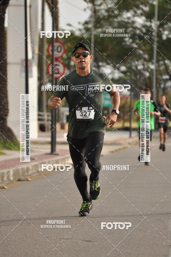 Buy your photos of the eventSANTANDER TRACK&FIELD RUN SERIES Shopping Vitria on Fotop