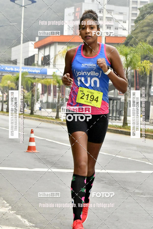 Buy your photos of the eventMeia Maratona de Blumenau on Fotop