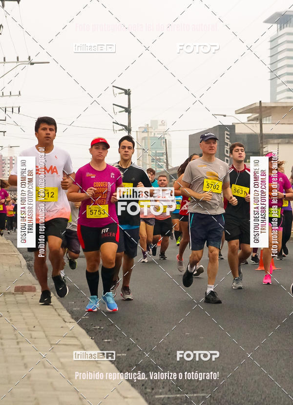 Buy your photos of the eventMeia Maratona de Blumenau on Fotop